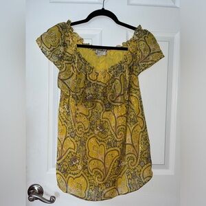 LOFT Yellow Paisley Flutter Slevev Lighweight Blouse Size 14